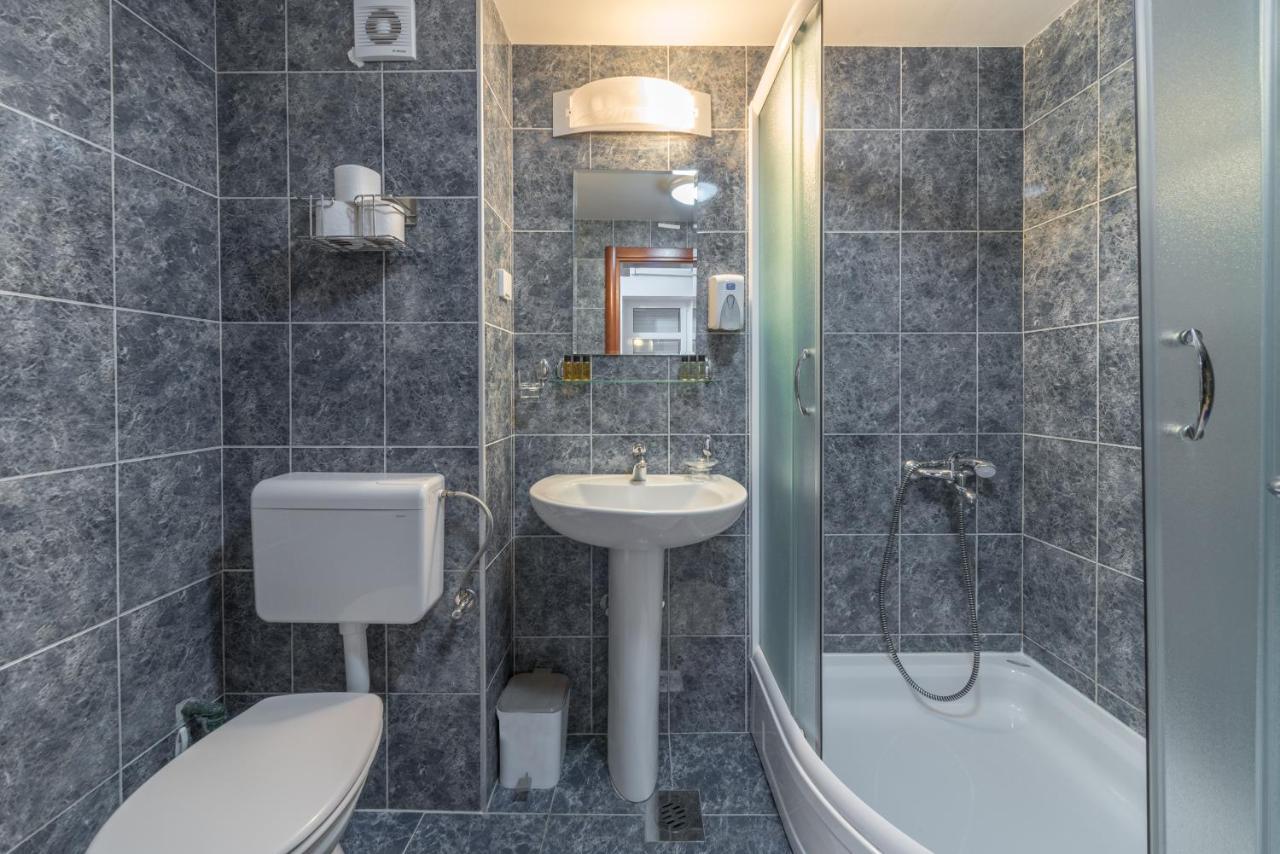 R Club Apartments Old Town Μπούντβα Εξωτερικό φωτογραφία